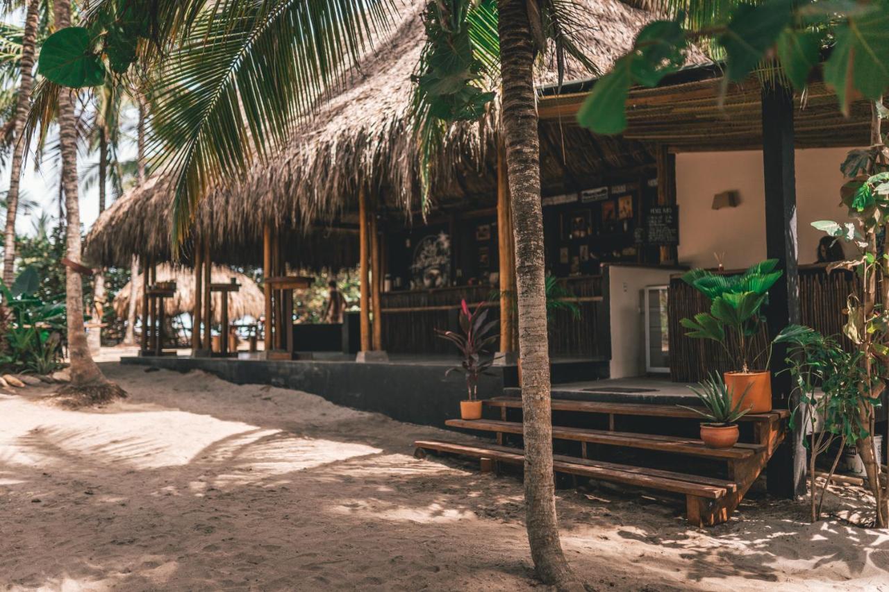 Los Hermanos Beach Hostal Гуачака Экстерьер фото